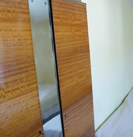 Kwatera prywatna Nadmorska 8 *