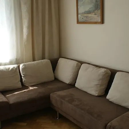 Nadmorska 8 Kwatera prywatna *